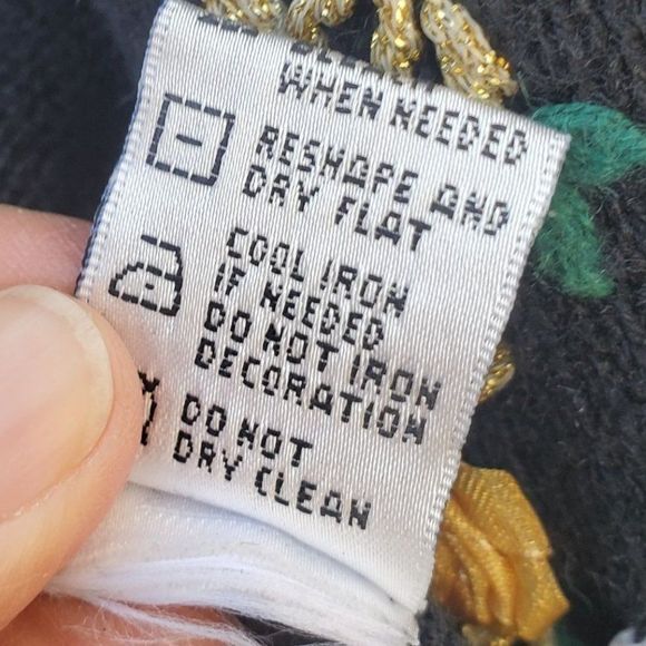 vintage Christmas Sweater 90s Beaded Xmas Stockings Black Cotton Ramie 10 12 - Picture 13 of 13